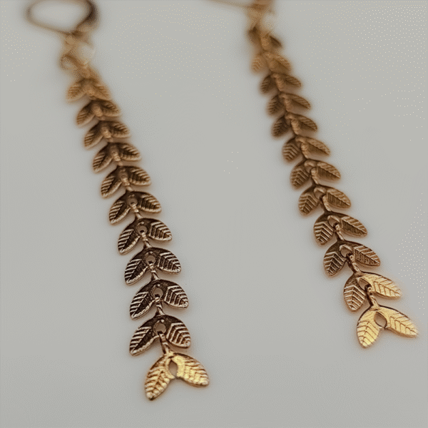 Boucles d'oreilles Olympia – L'esprit d'une déesse, la force d'un métal