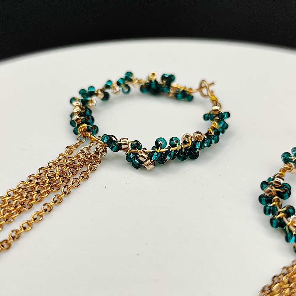 Boucles d’oreilles Lierre d’Or – Un bijou qui mêle nature et éclat