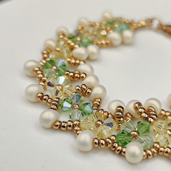 Bracelet Jonquilles – Une touche florale, un éclat au poignet