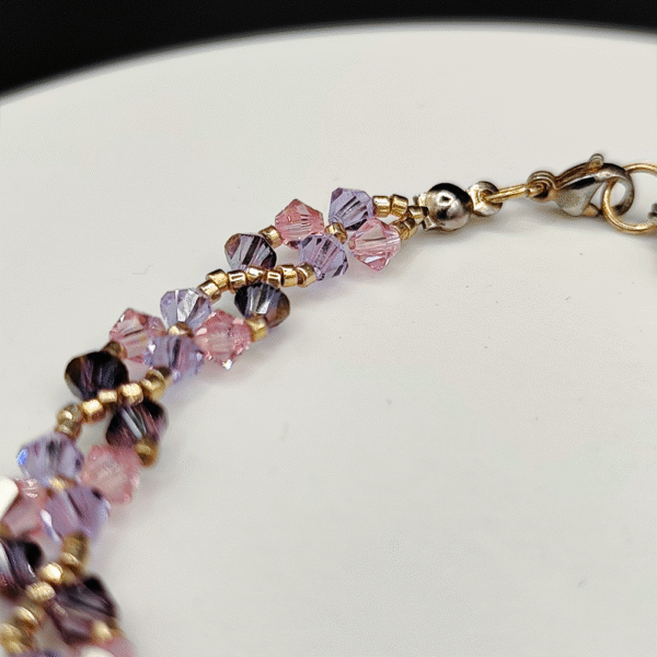 Bracelet Les pensées de Lila – Douceur florale, éclat discret