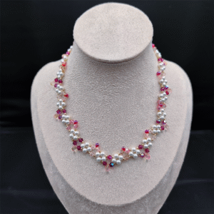 Collier Belle de Nuit – L’éclat d’un secret au crépuscule