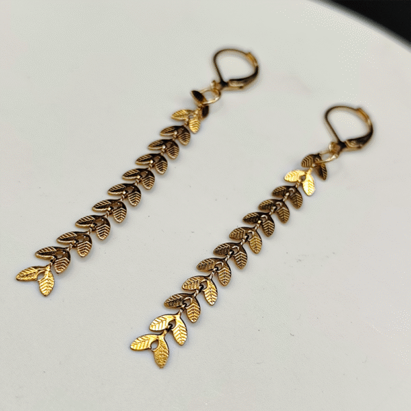 Boucles d'oreilles Olympia – L'esprit d'une déesse, la force d'un métal