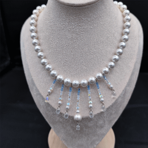 Collier de Glace – La pureté cristalline d’un souffle d’hiver