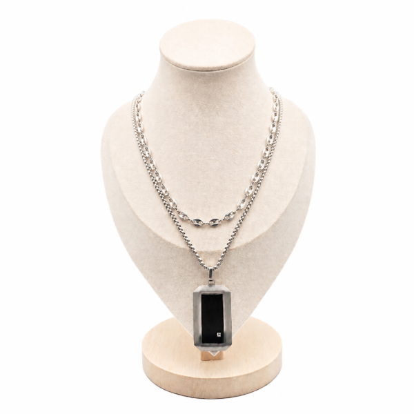 01 Collier Courage d'acier